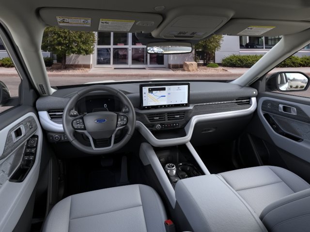 New 2026 White Metallic Ford Platinum image 9