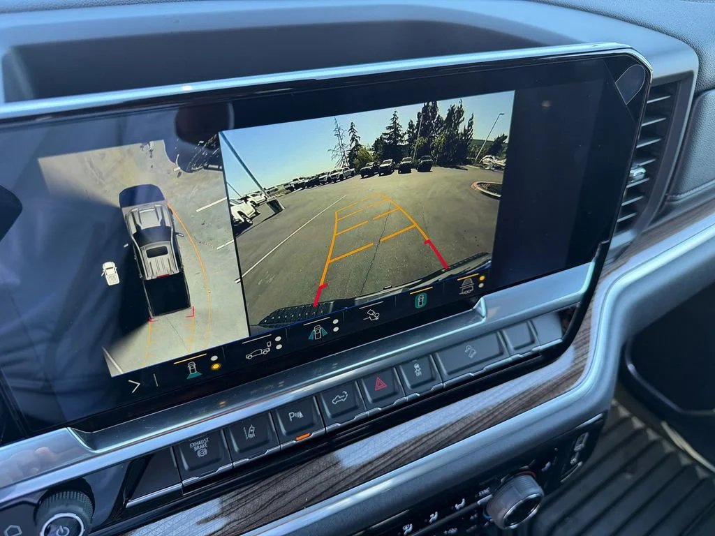 New 2026 Lakeshore Blue Metallic Chevrolet LT image 27