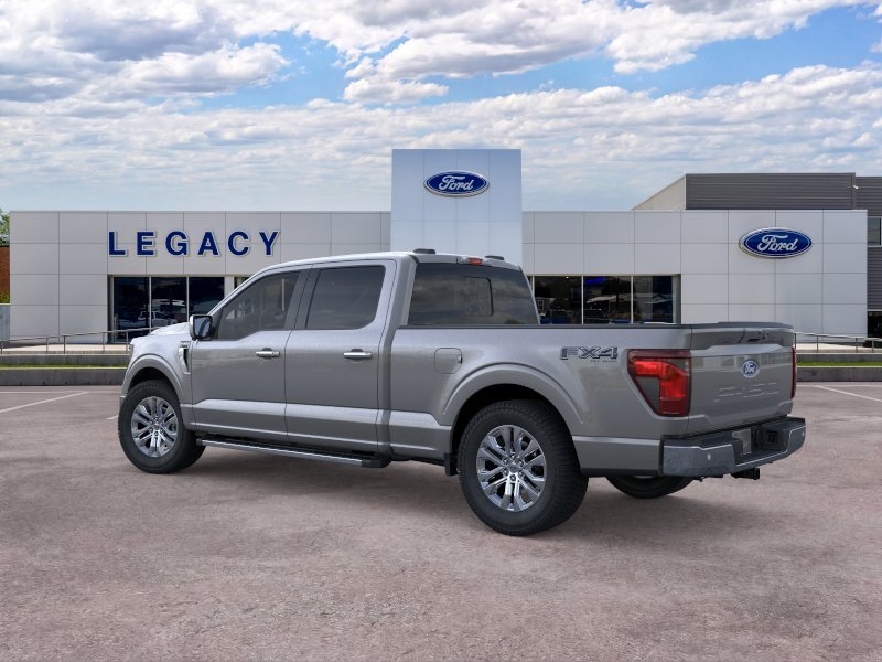 New 2026 Carbonized Gray Metallic Ford XLT image 4