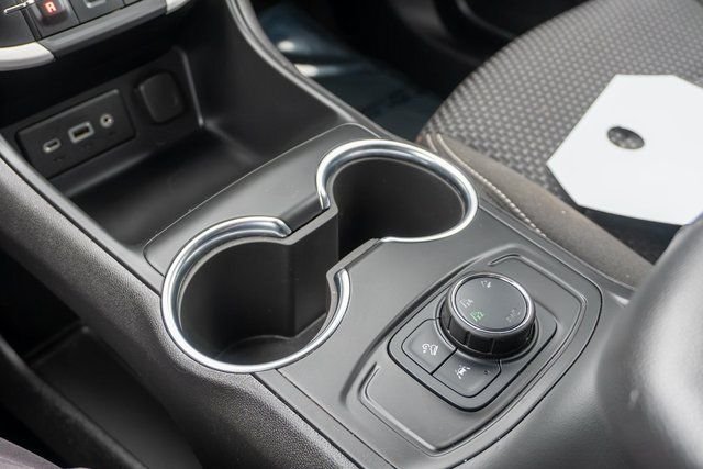 Used 2024 Black GMC SLE image 29