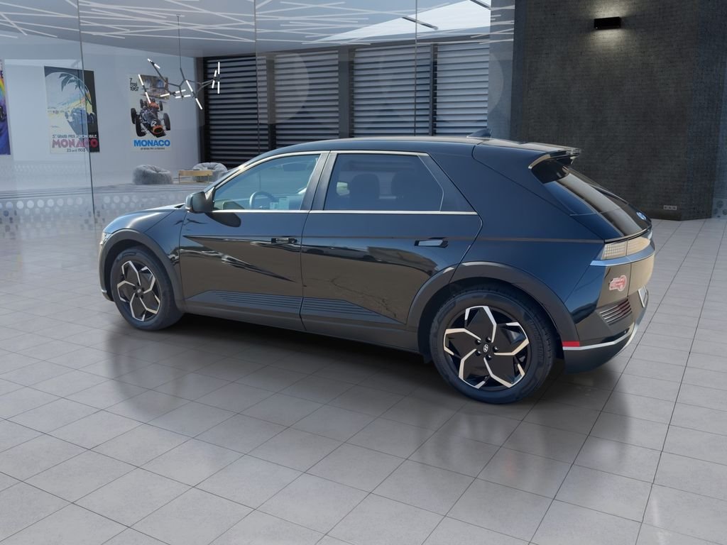 Used 2024 Black Hyundai SEL image 6