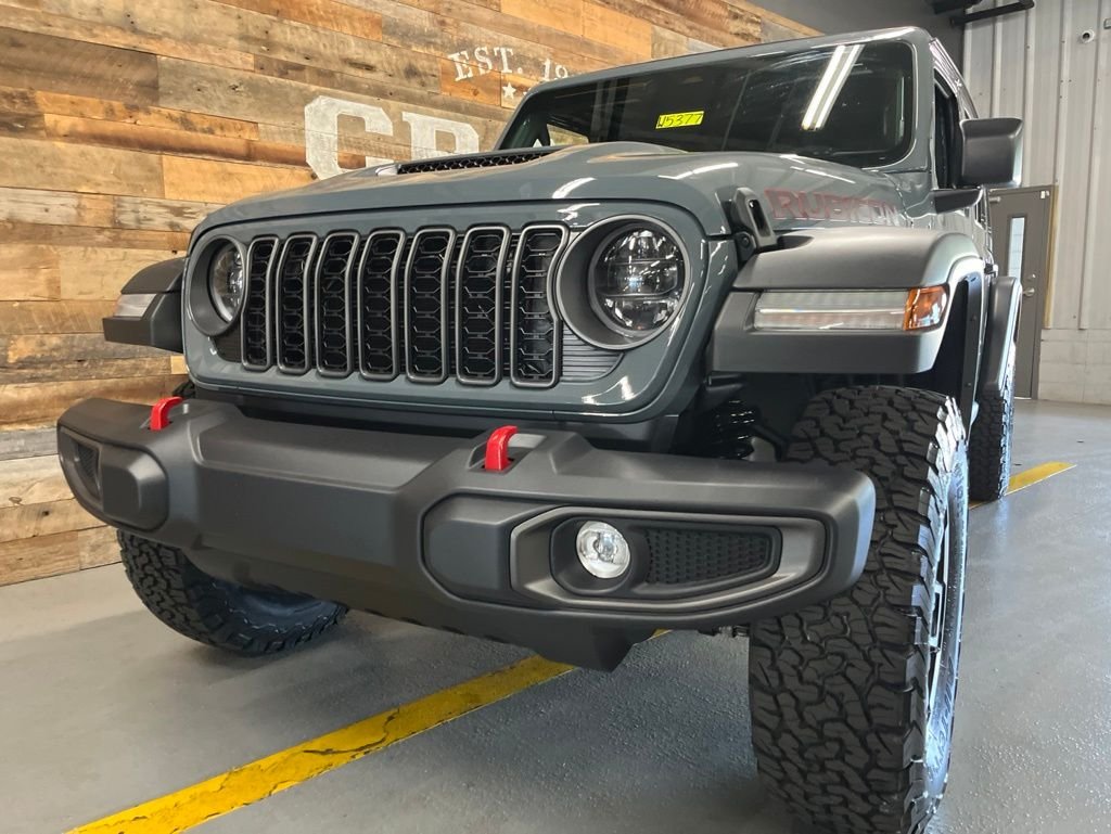 New 2026 Anvil Clear-Coat Exterior Paint Jeep Rubicon image 15