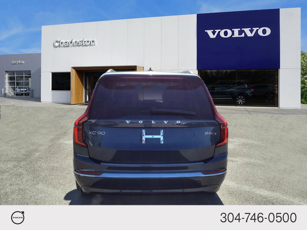 Used 2025 Denim Blue Metallic Volvo Ultra image 4