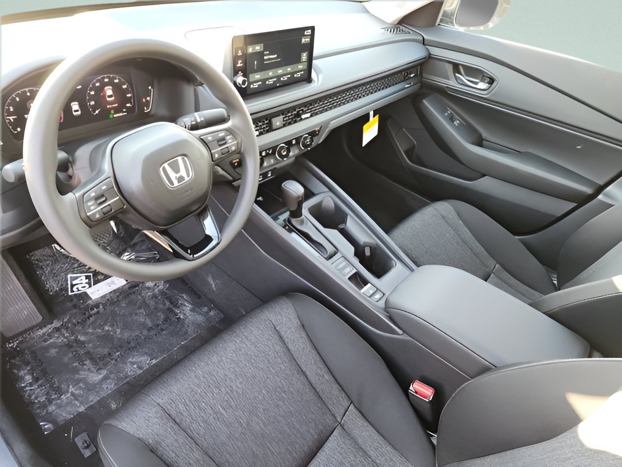 New 2026 Urban Gray Pearl Honda SE image 12
