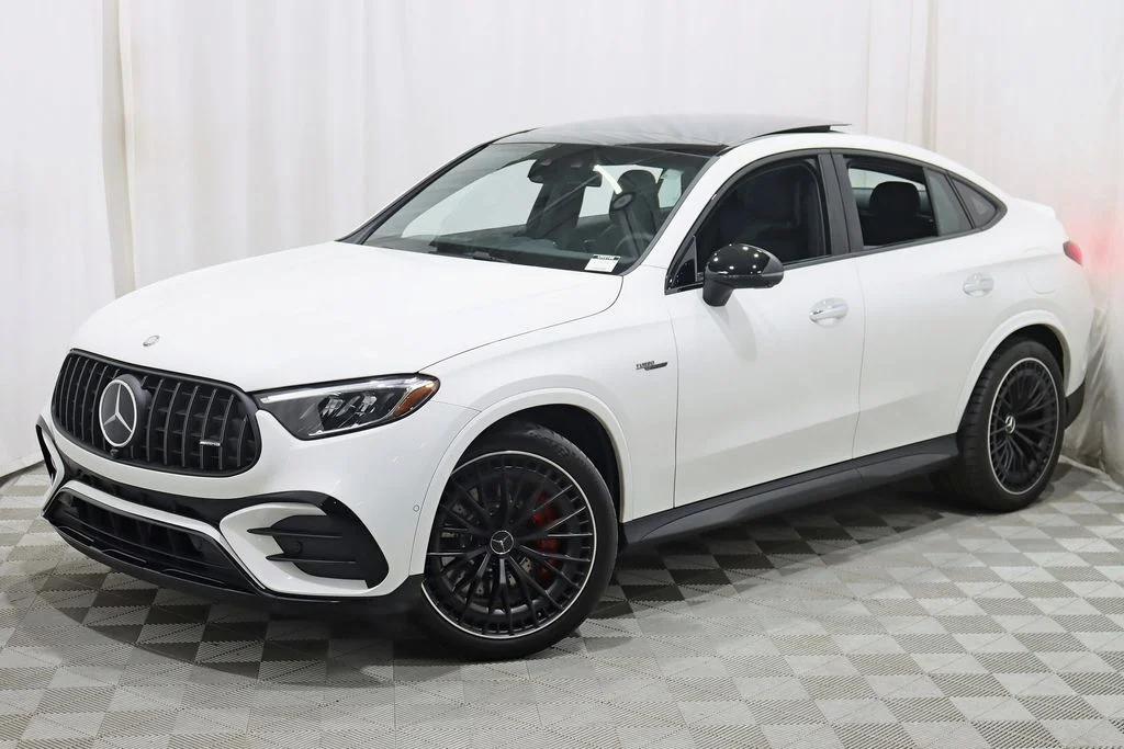 2025 Mercedes-Benz GLC AMG GLC63 S - Photo 7