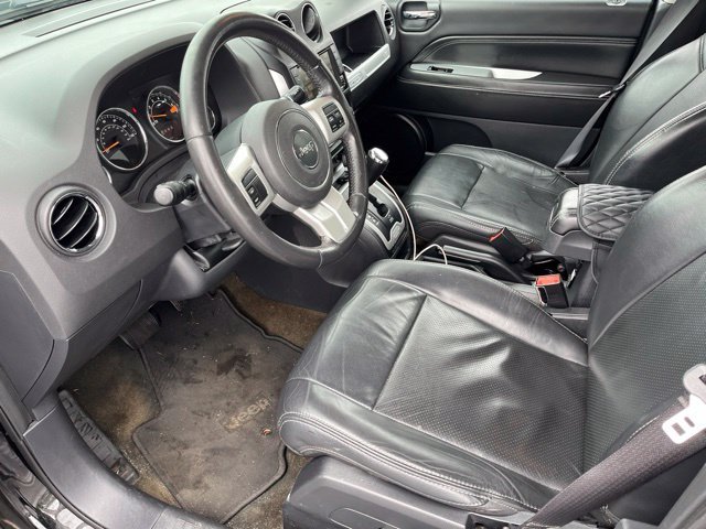 Used 2016 Black Jeep Latitude image 2