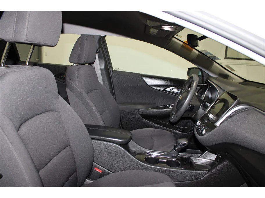 Used 2023 Summit White Chevrolet LT image 24