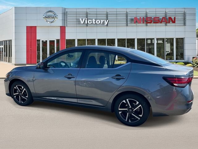 Used 2024 Gray Nissan SV image 6