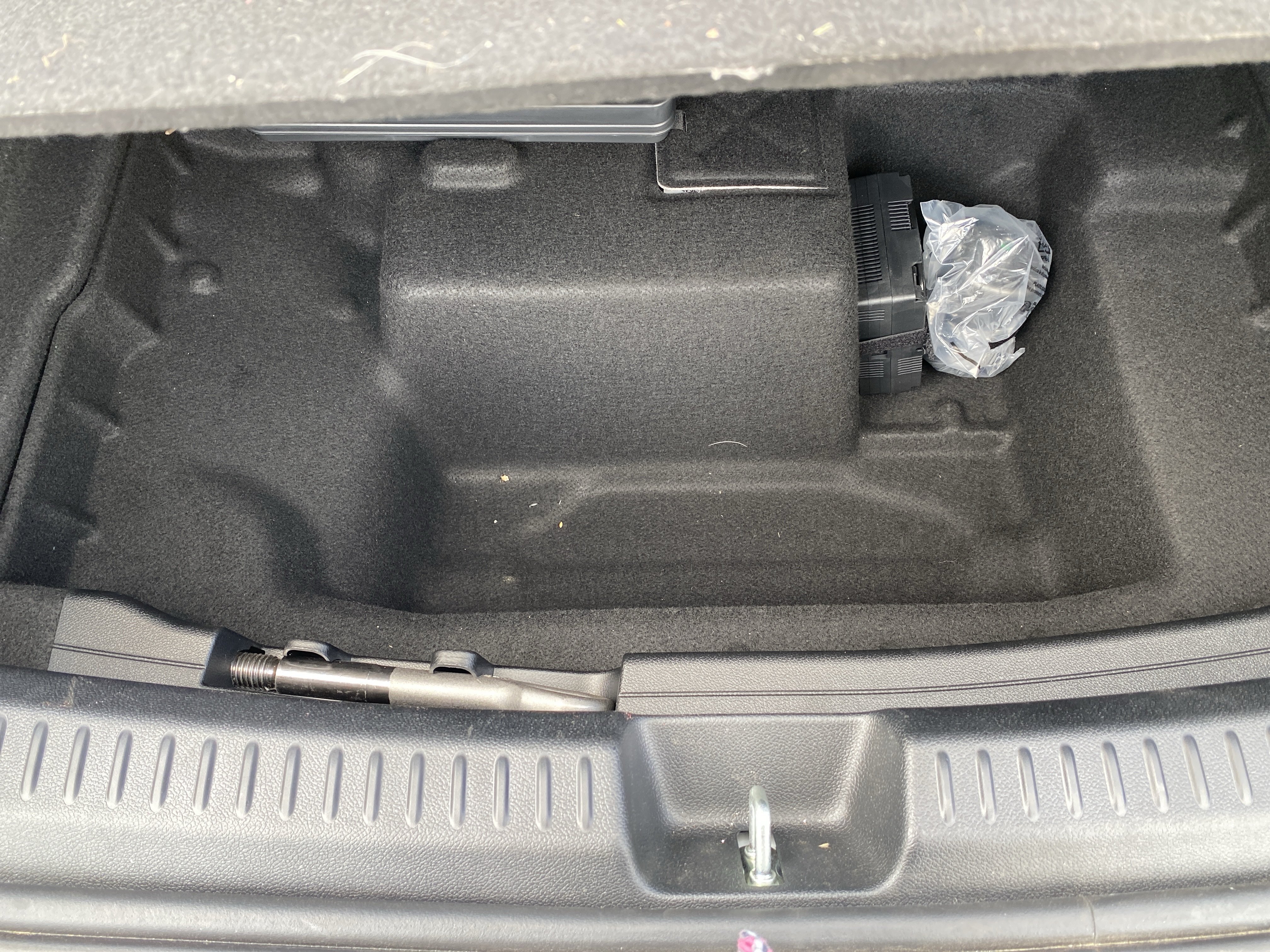 Certified Used 2025 Polar White Mercedes-Benz E 450 image 8