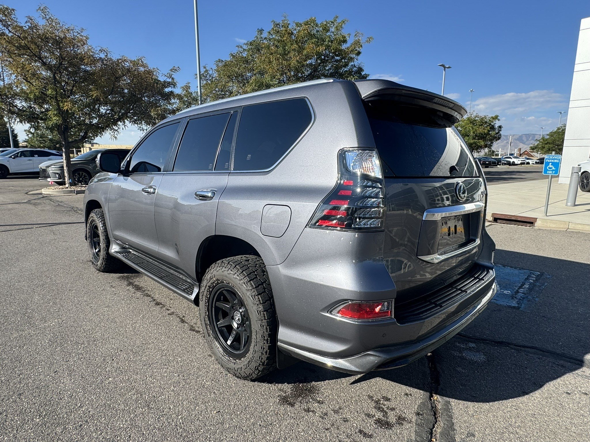 Used 2023 Gray Pearl Lexus 460 Luxury image 4