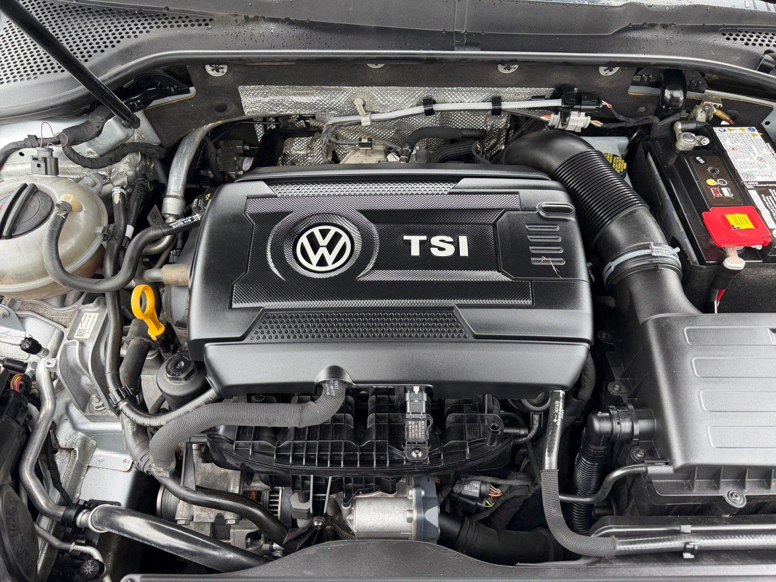 Used 2017 Reflex Silver Metallic Volkswagen Autobahn image 22