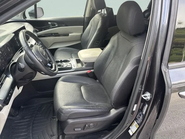 Used 2023 Gray Kia SX Prestige image 26