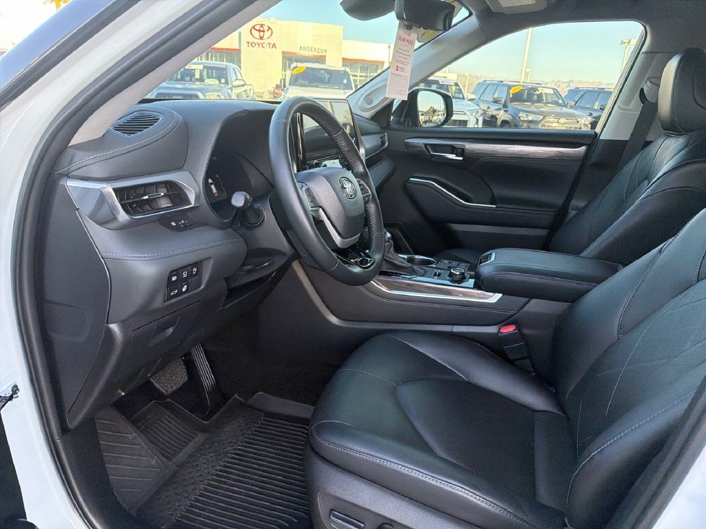 Used 2024 Beige Toyota Platinum image 26