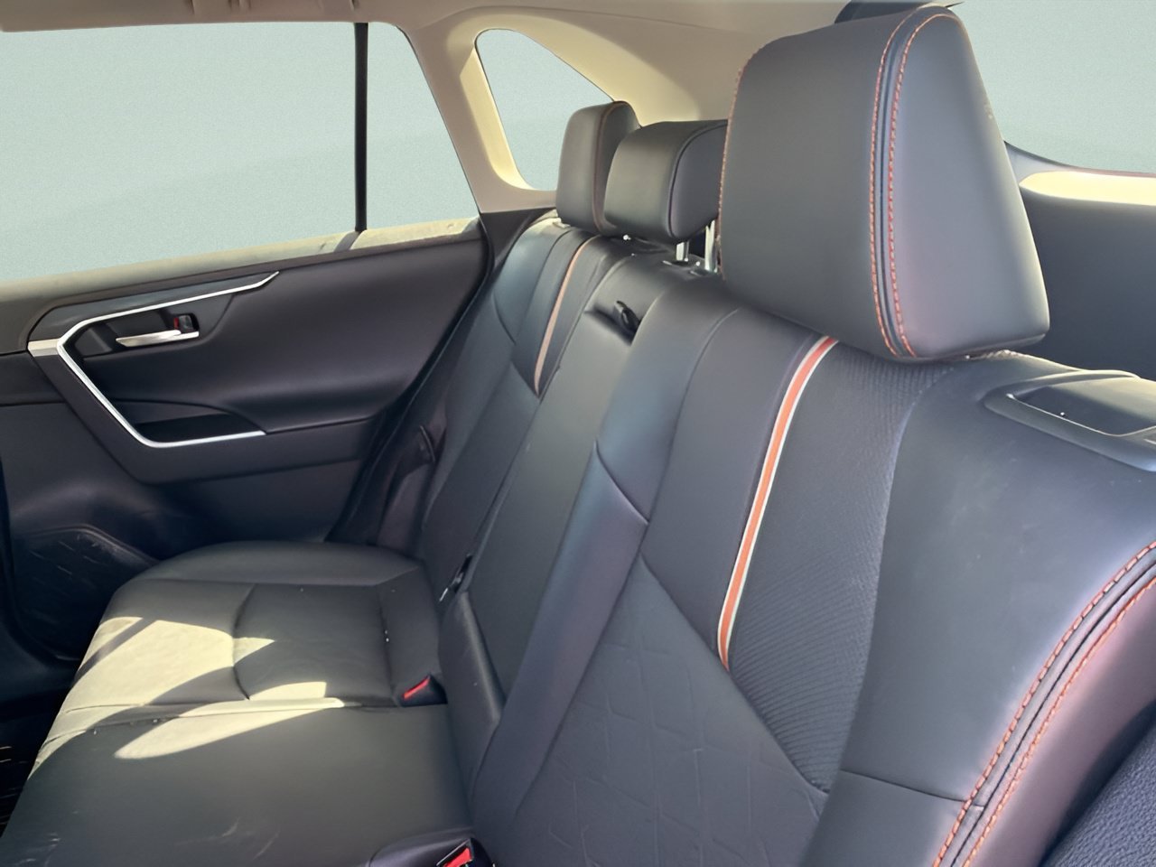 Used 2019 Ruby Flare Pearl Toyota Adventure image 16