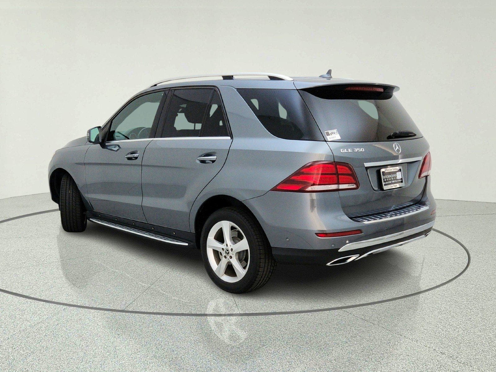 Used 2018 Selenite Grey Metallic Mercedes-Benz GLE 350 image 12