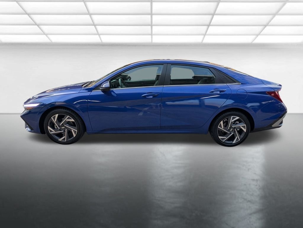 Used 2025 Blue Hyundai SEL Convenience image 26