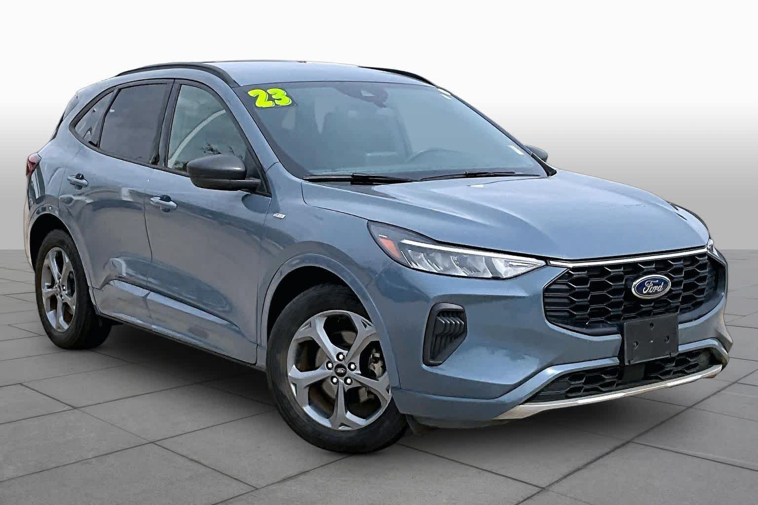 Pre-Owned 2023 Ford Escape ST-Line