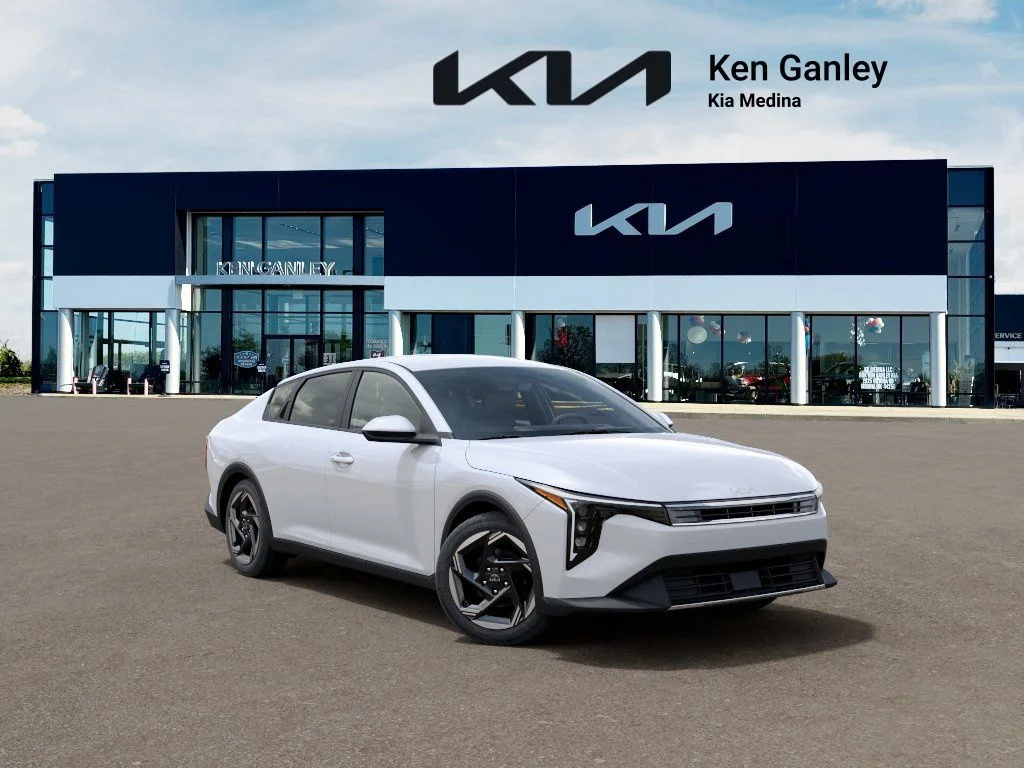 New 2026 Snow White Pearl Kia EX image 8