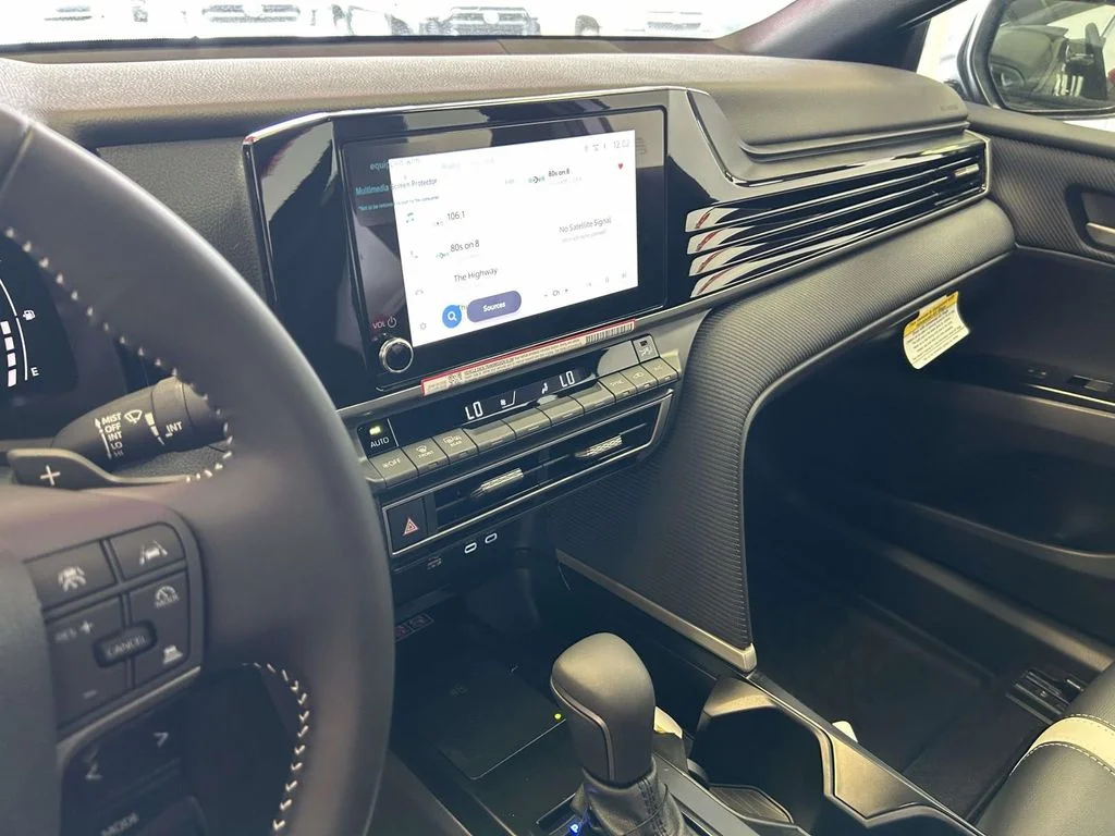 Used 2026  Toyota SE image 21