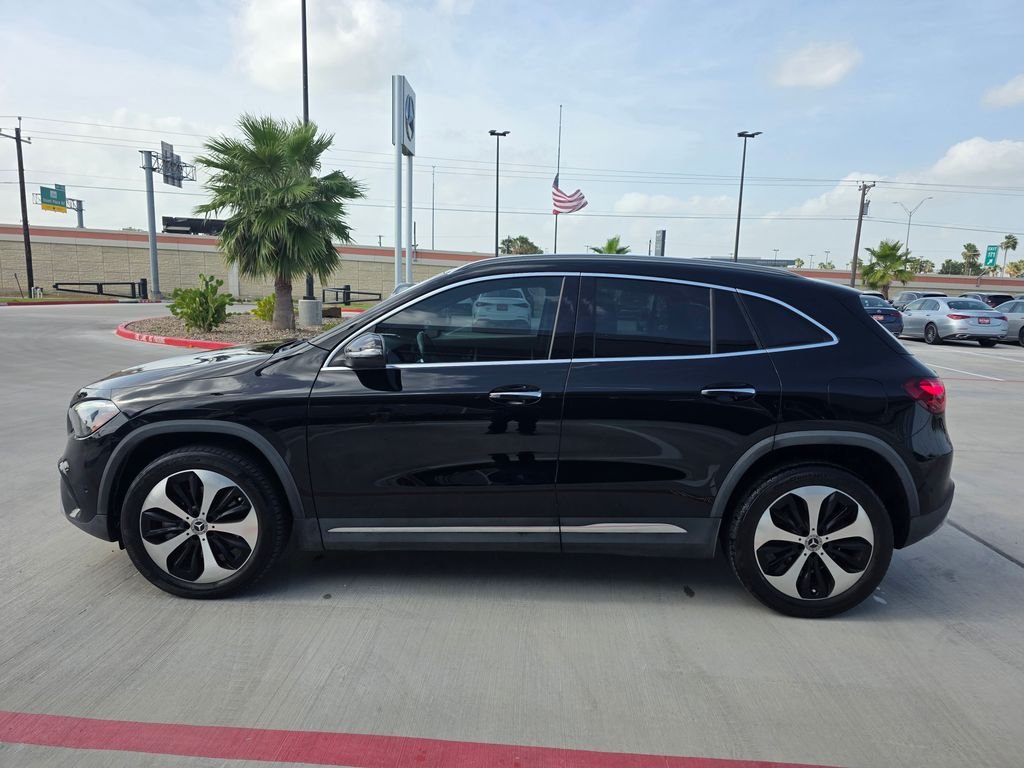 Certified Used 2024 Black Mercedes-Benz GLA 250 image 4
