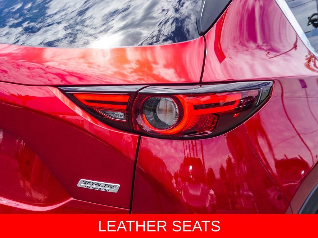 Used 2018 Red Mazda Grand Touring image 7