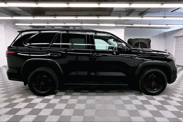 2023 Toyota Sequoia TRD Pro - Photo 14
