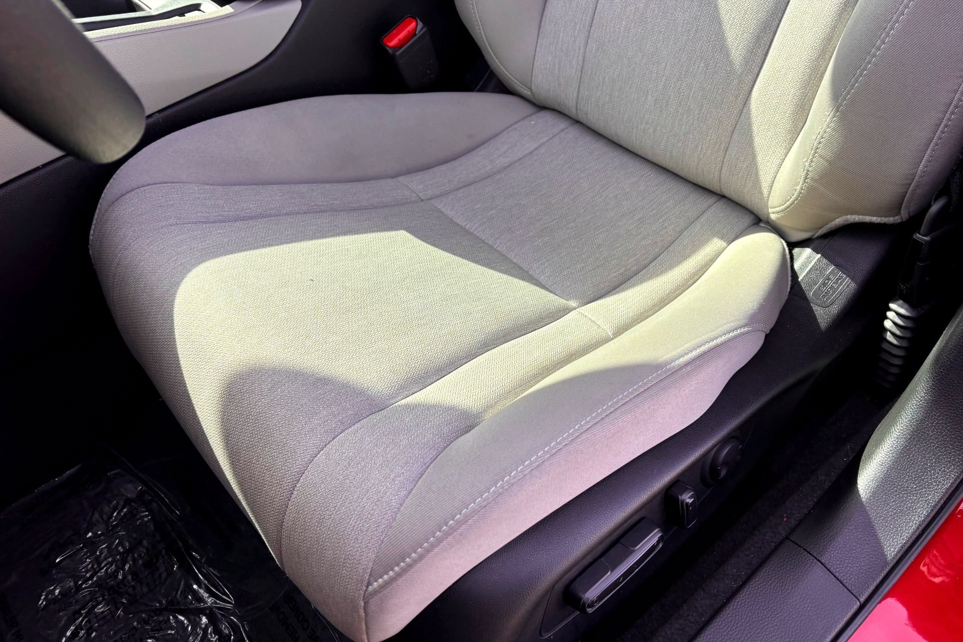 2025 Honda Accord SE - Photo 11