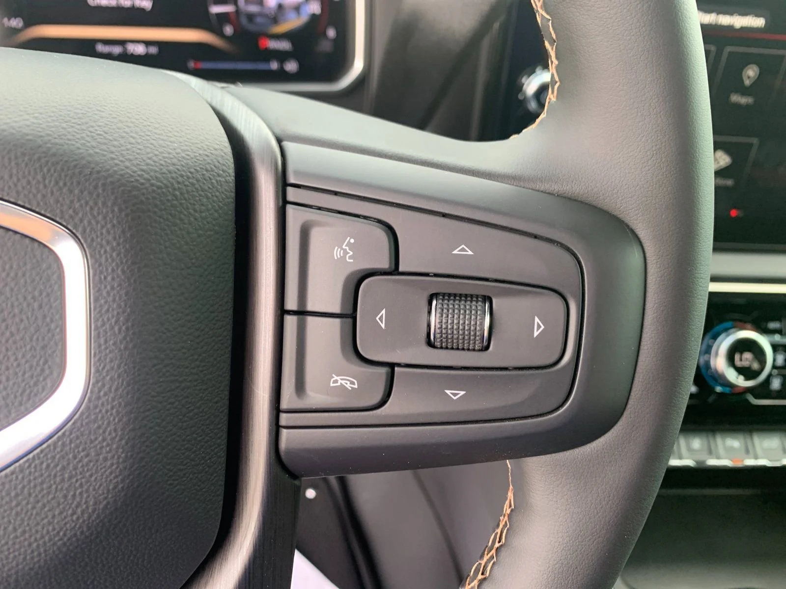 2026 GMC Sierra 2500HD AT4 - Photo 27