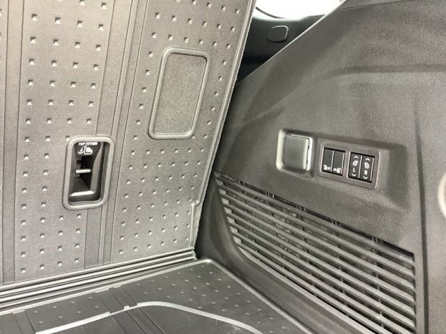 2026 Chevrolet Tahoe Premier - Photo 11
