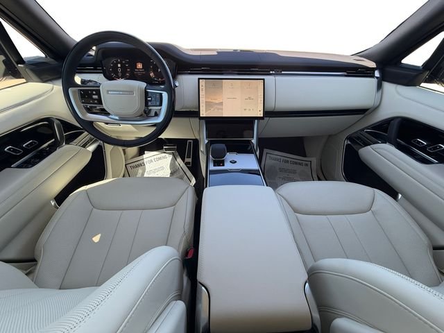 New 2026 Santorini Black Land Rover SE image 12