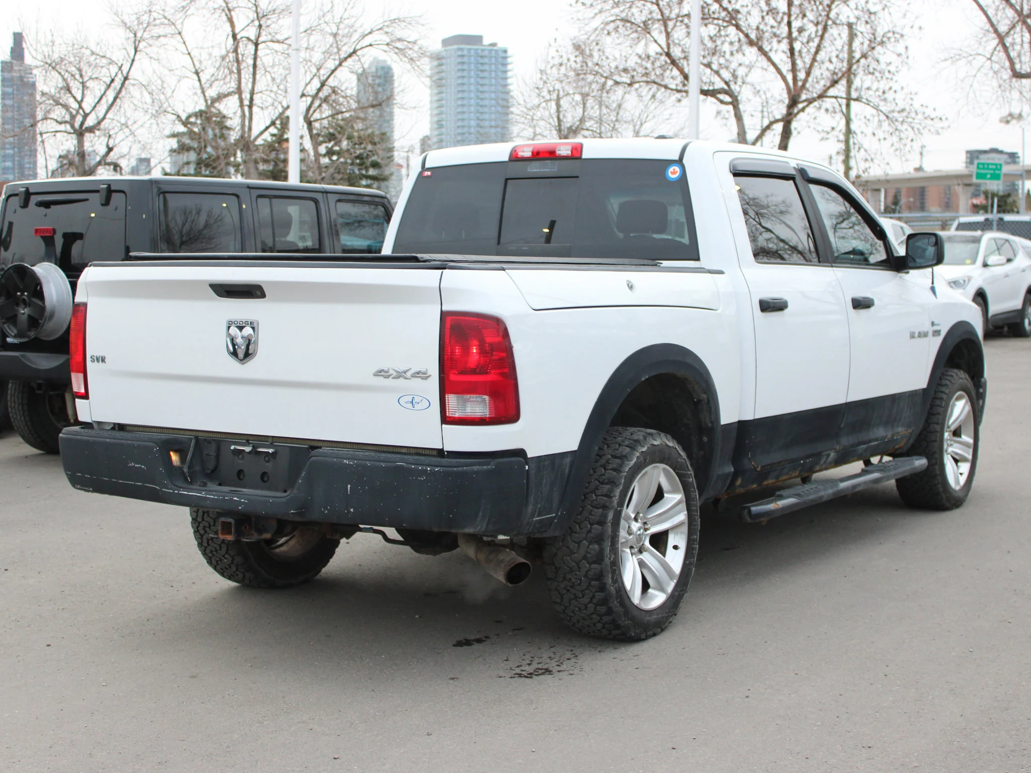 Used 2010 White Dodge SLT * Mechanics Special | HEMI V8 | RamBox | Remote Start | Tonneau Cover image 9