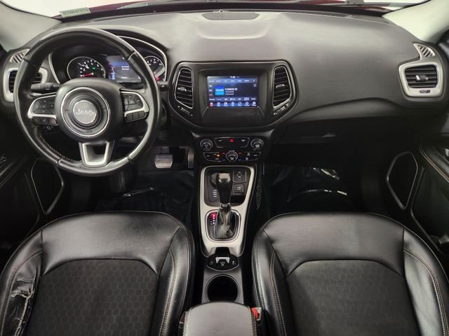 Used 2017 Red Jeep Latitude image 21