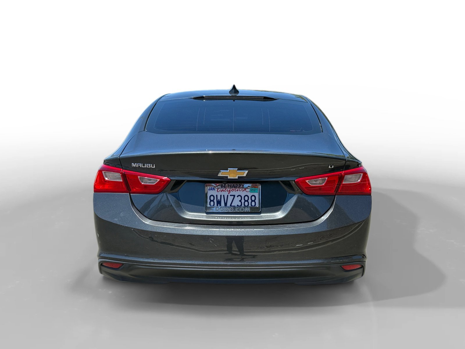 Used 2018 Gray Metallic Chevrolet LT image 4
