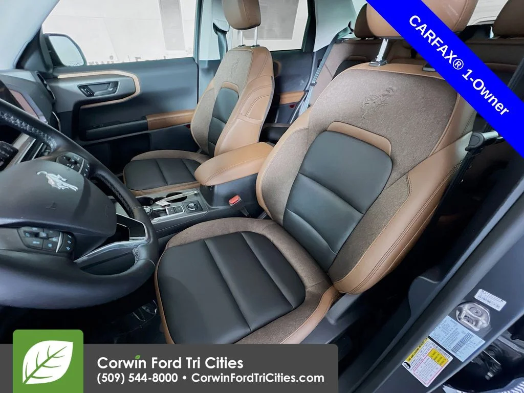 Used 2025 Gray Metallic Ford Outer Banks image 25