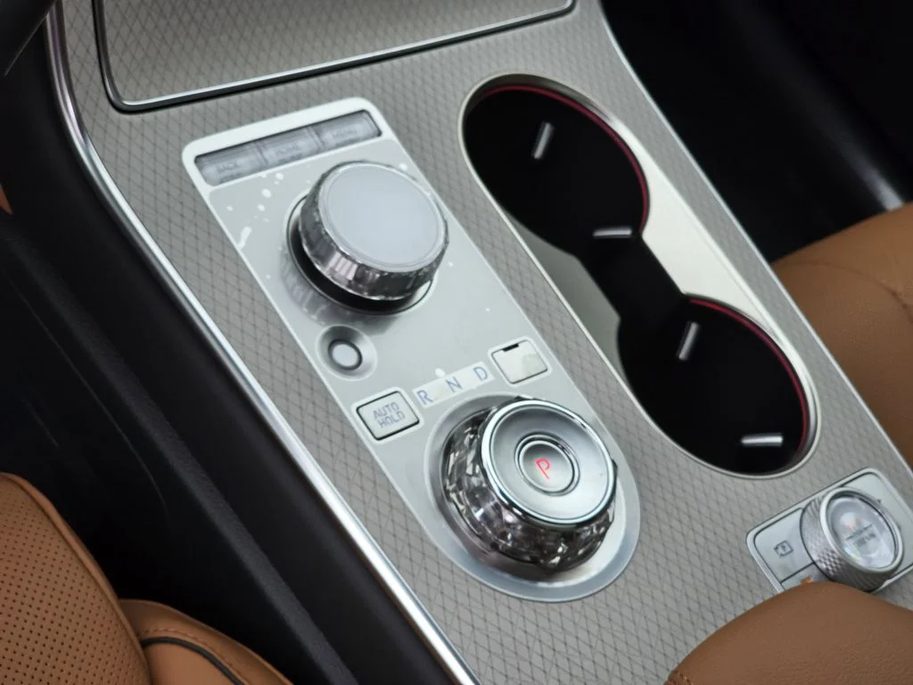 New 2026 Black Genesis 2.5T Prestige image 19