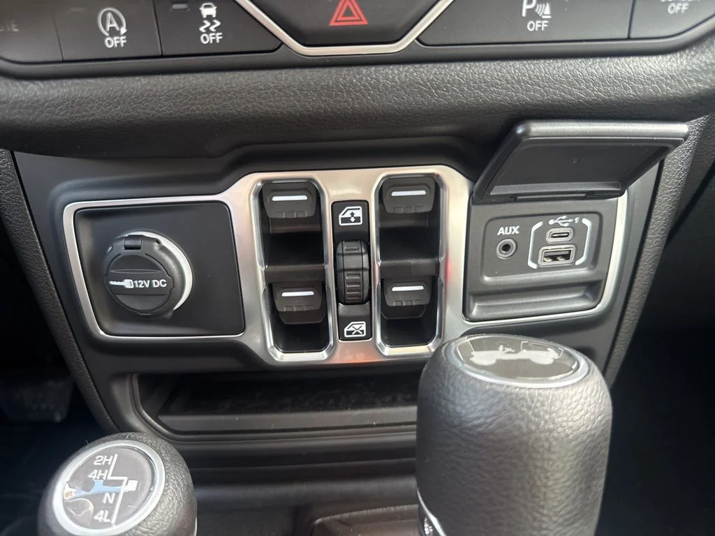 2025 Jeep Wrangler 4-Door Sport S - Photo 28