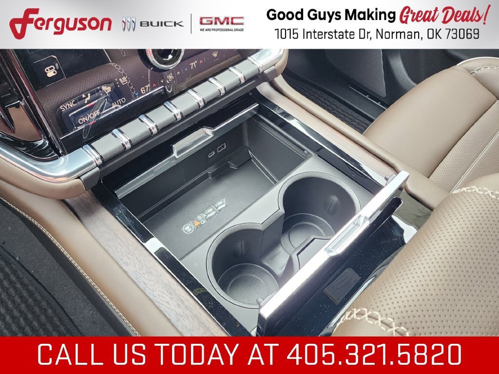2026 GMC Yukon Denali Ultimate - Photo 36