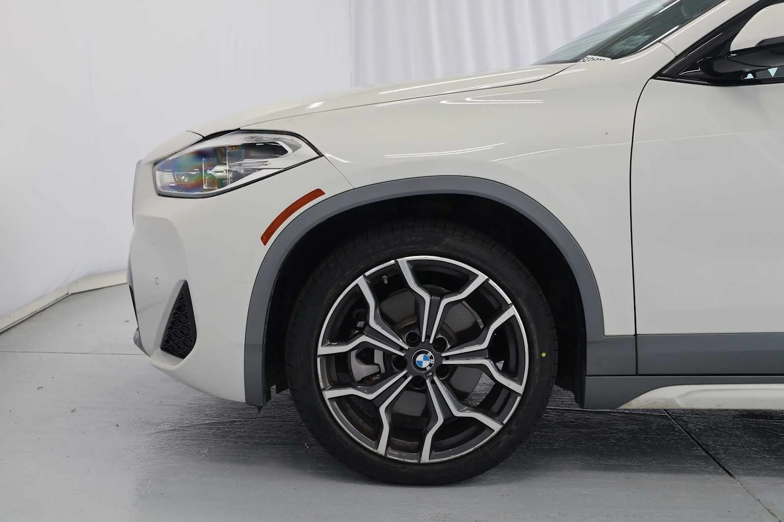 Certified Used 2022 Alpine White BMW sDrive28i image 10