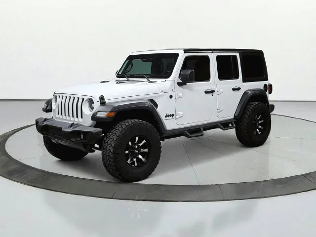 Used 2023 White Jeep Sport S image 4
