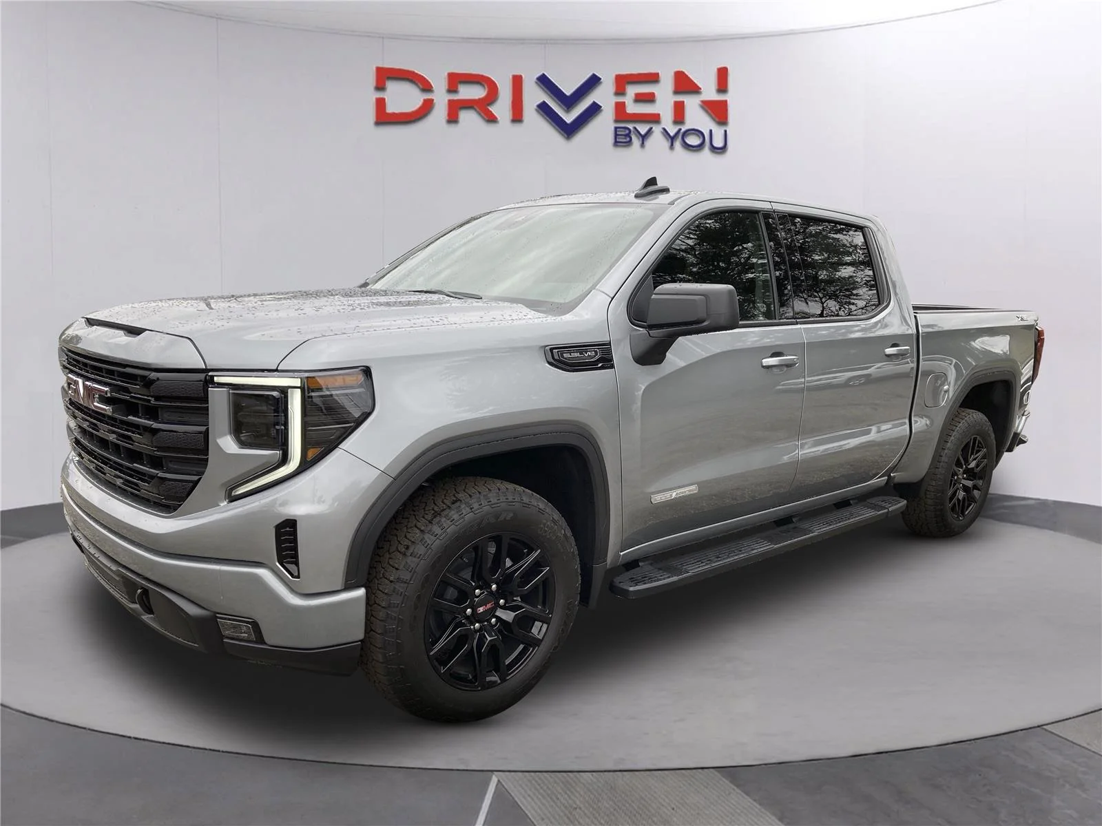 New 2026 Sterling Metallic GMC Elevation image 9