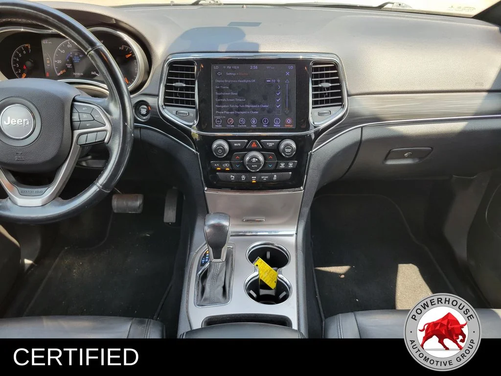 Used 2019 Silver Jeep Limited image 21