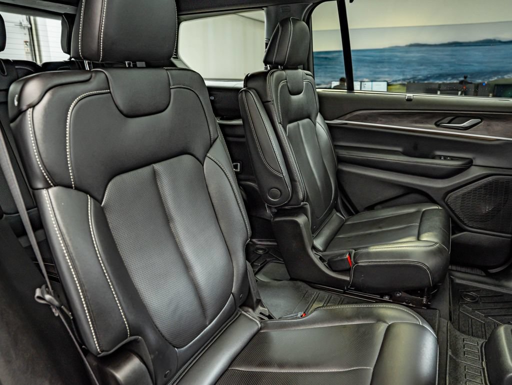 Used 2024 Bright White Clearcoat Jeep Limited image 42