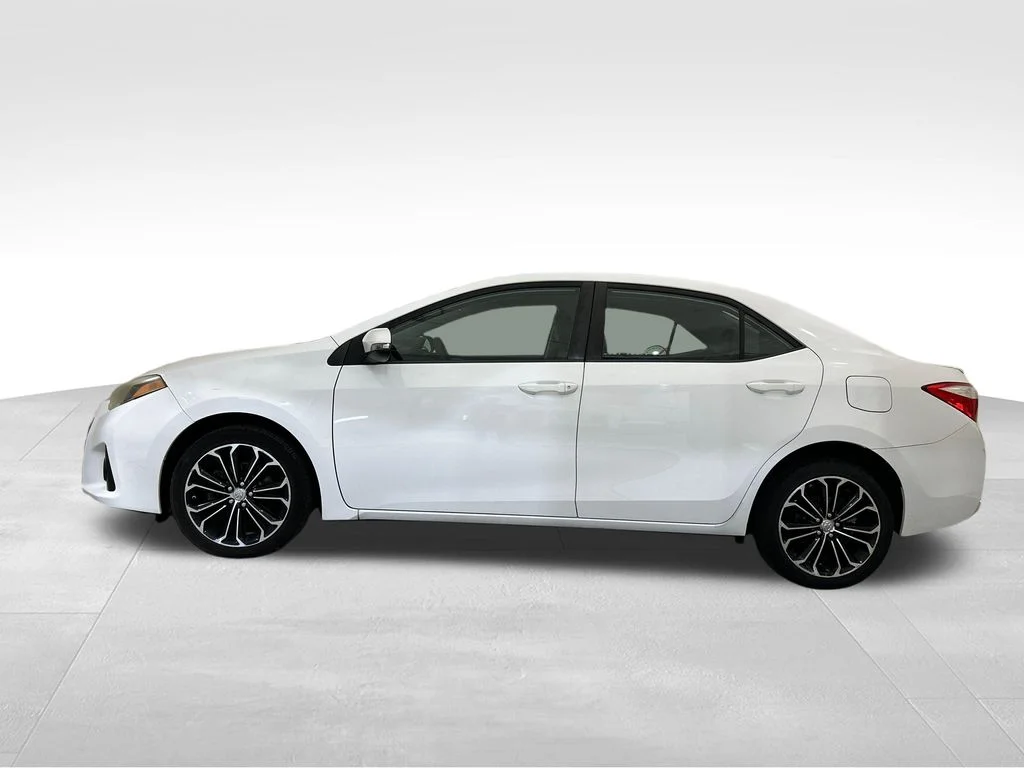 Used 2015 White Toyota S Plus image 2