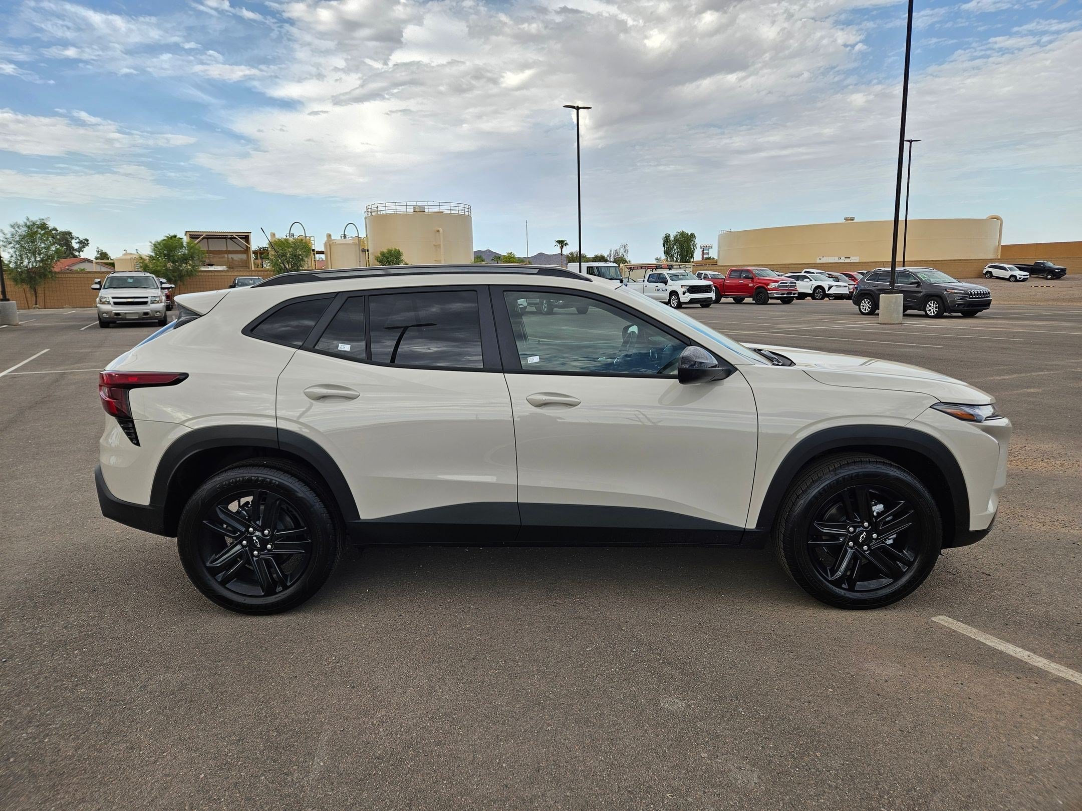 2026 Chevrolet Trax Activ - Photo 10