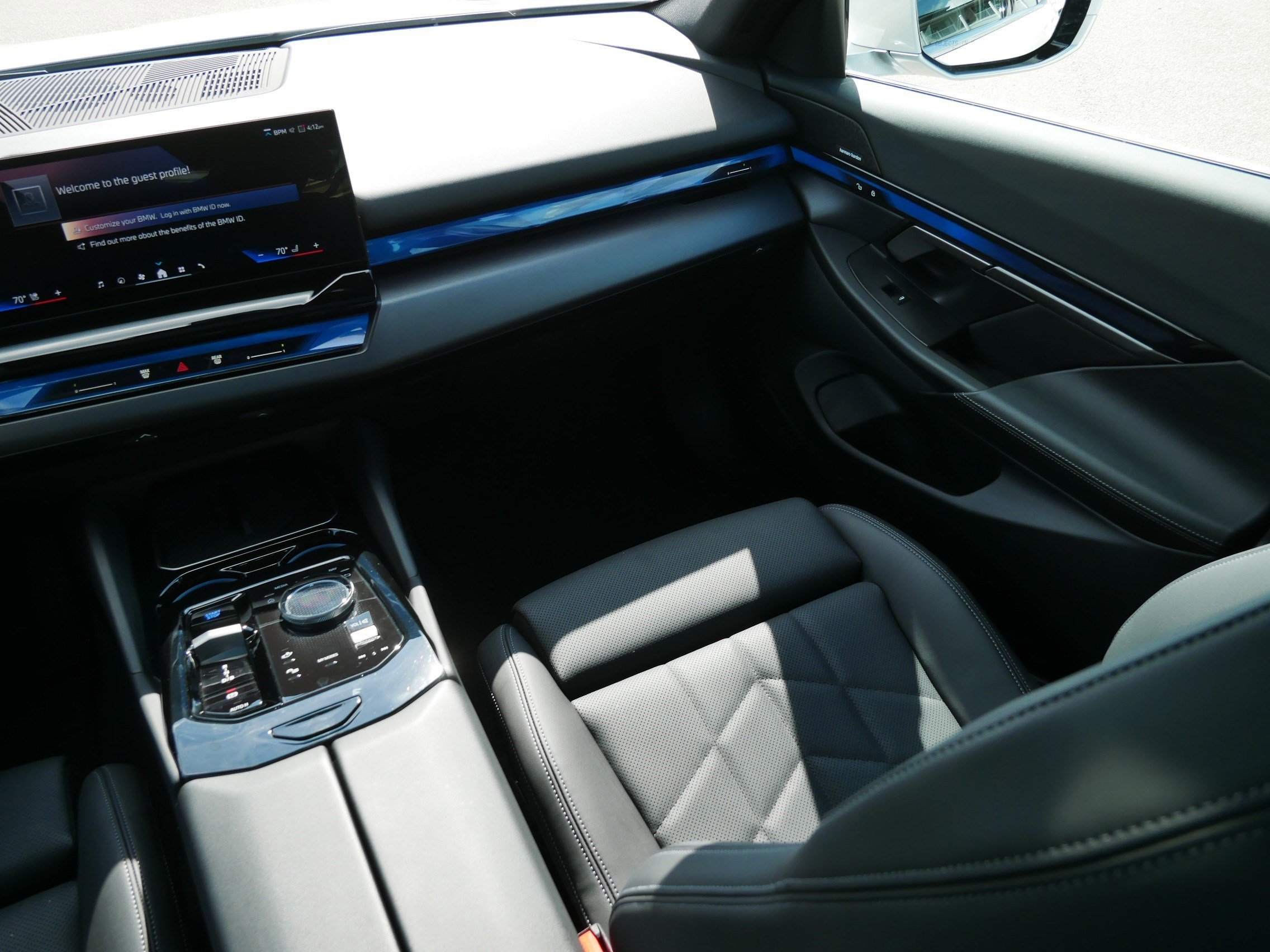 2024 BMW i5 40 - Photo 11