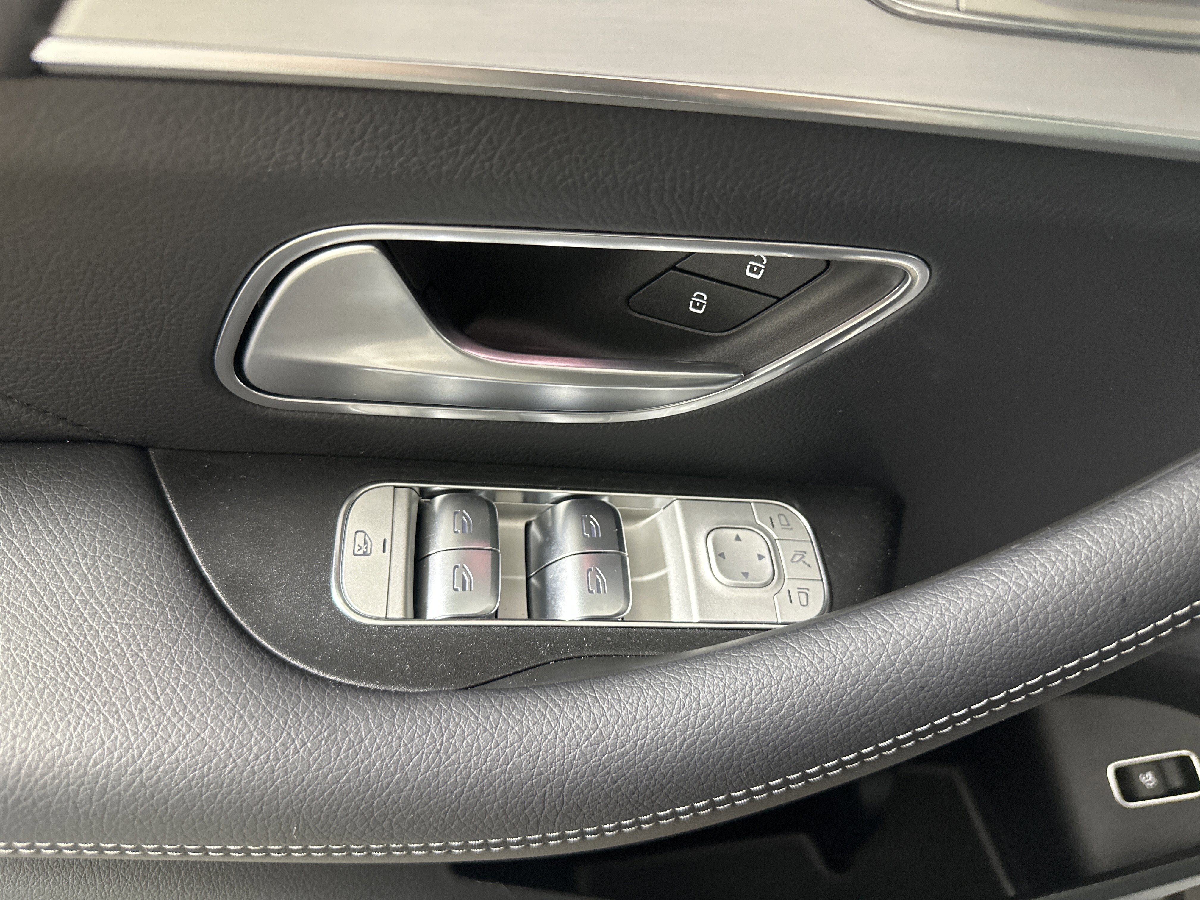 New 2026 Selenite Grey Metallic Mercedes-Benz GLE 350 image 38