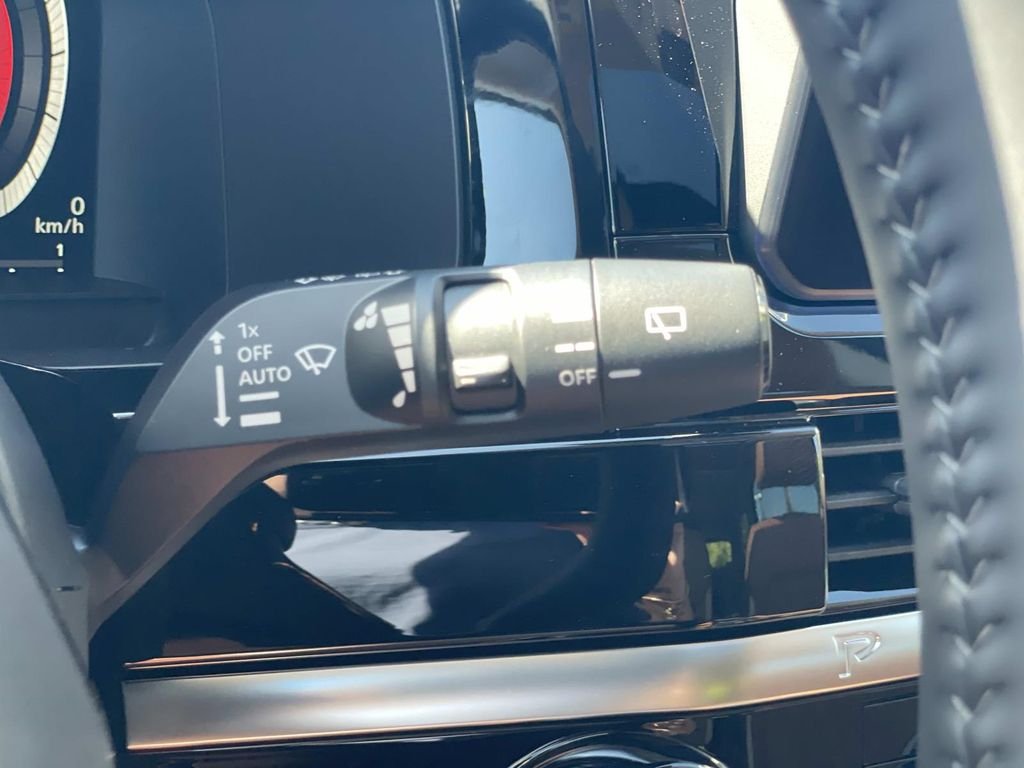New 2026 Super Black Nissan Platinum image 24