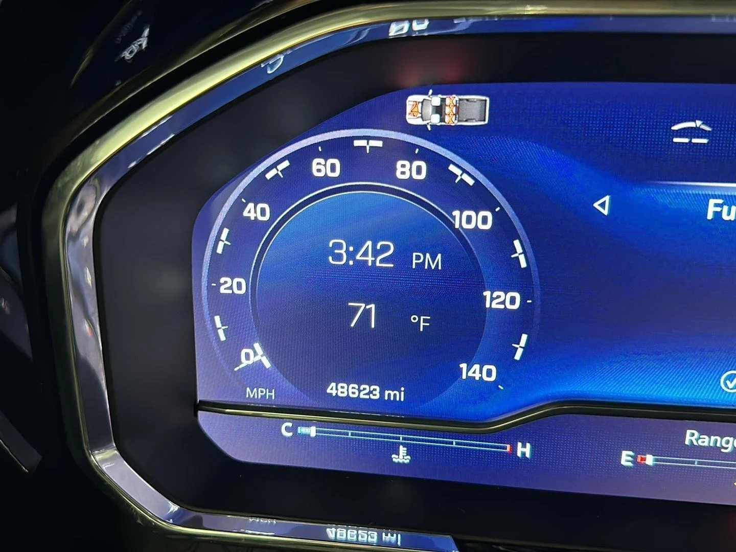 Used 2024 Summit White Chevrolet LTZ image 11