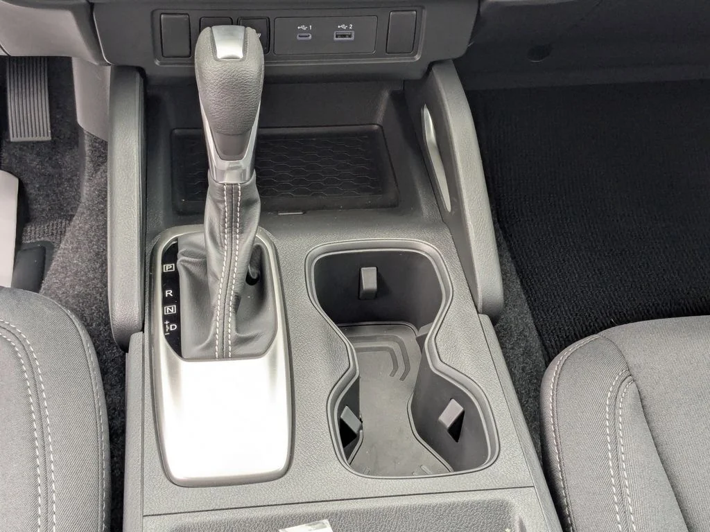 2025 Nissan Frontier SV - Photo 19