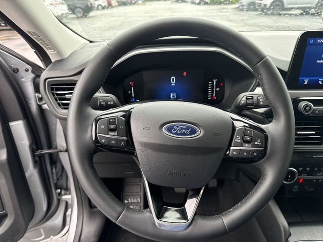 Used 2023 Silver Ford Active image 13